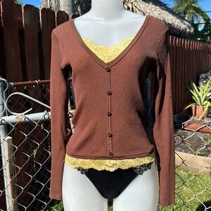 August Silk 90s Ribbed Lace Long Sleeve Top Size PS